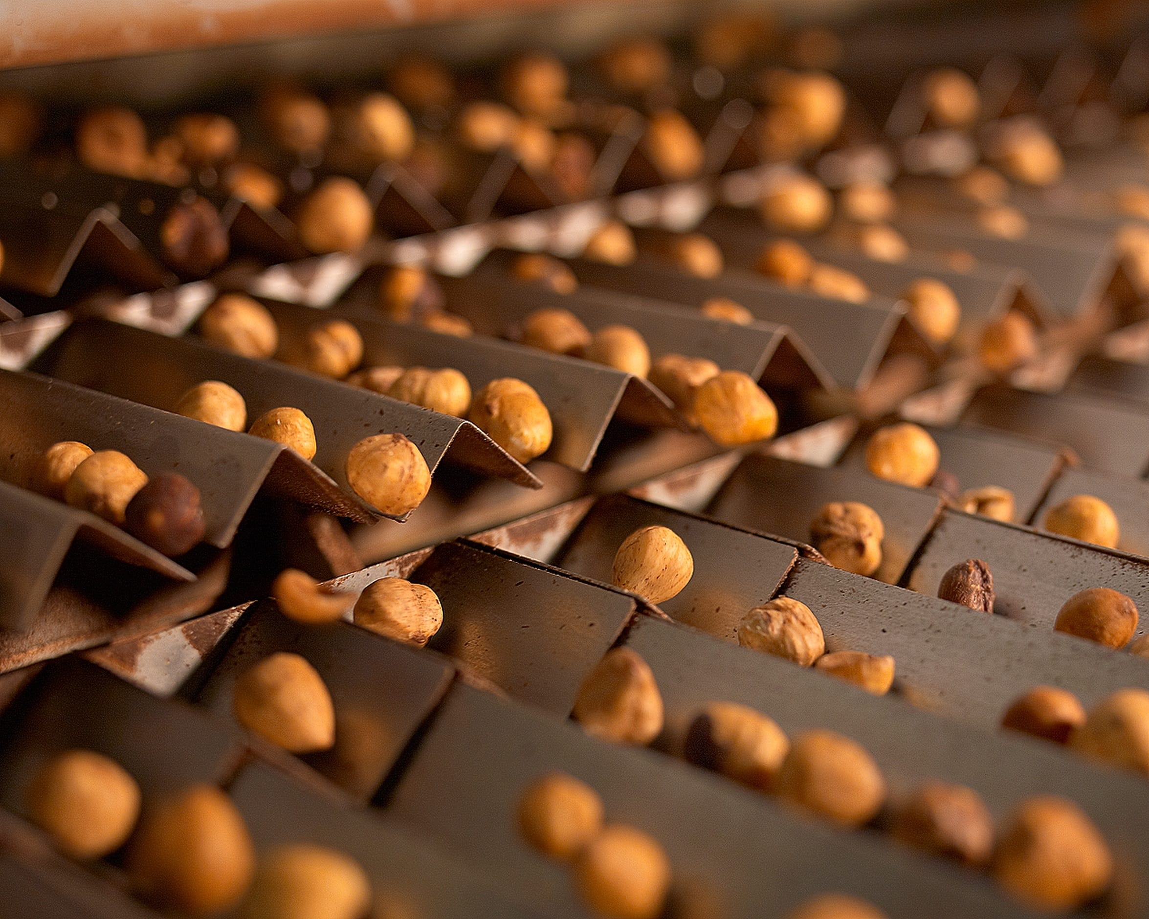 Процесс изготовления шоколада. Пищевое производство. Шоколадная фабрика в москве красный октябрь. Кондитерская фабрика павловский посад. Пищевая промышленность кондитерская.